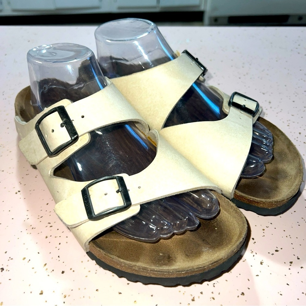 Birkis By Birkenstock Womens Belmont Cream  Leather Double Strap Sandals Size 9